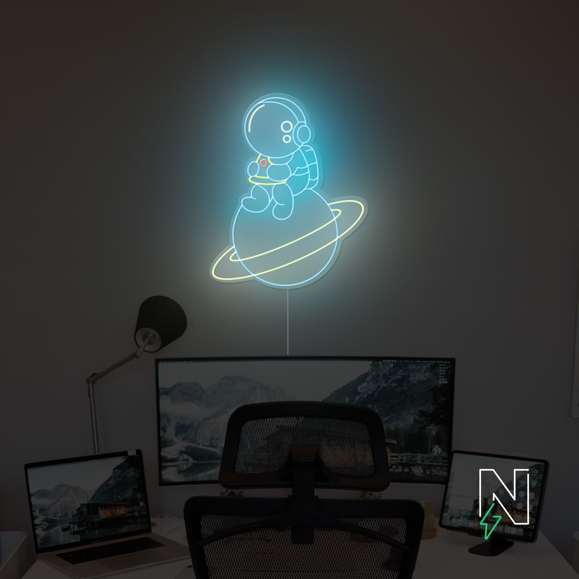 Mini Astranaut Neon Sign